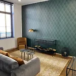 Cozy W/ King Bed Great For Discovering Apartment Liege