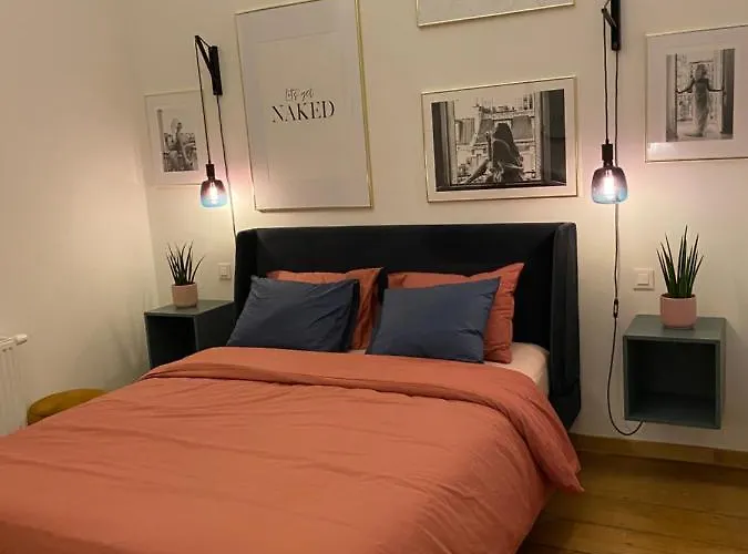 Cozy W/ King Bed Great For Discovering Apartmán Lutych