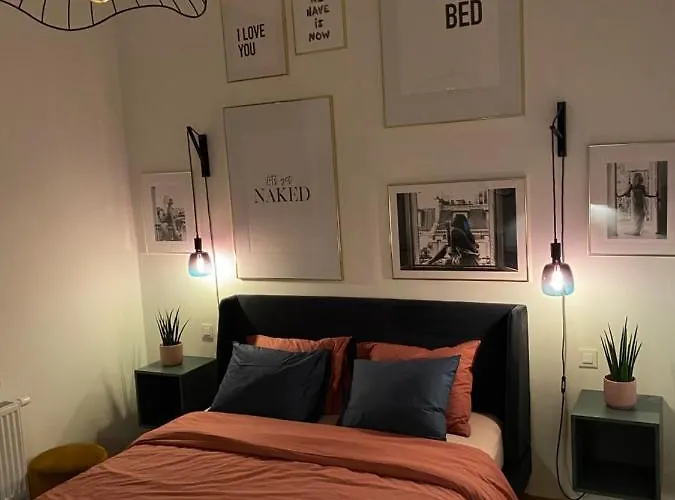 Cozy W/ King Bed Great For Discovering Apartmán Lutych